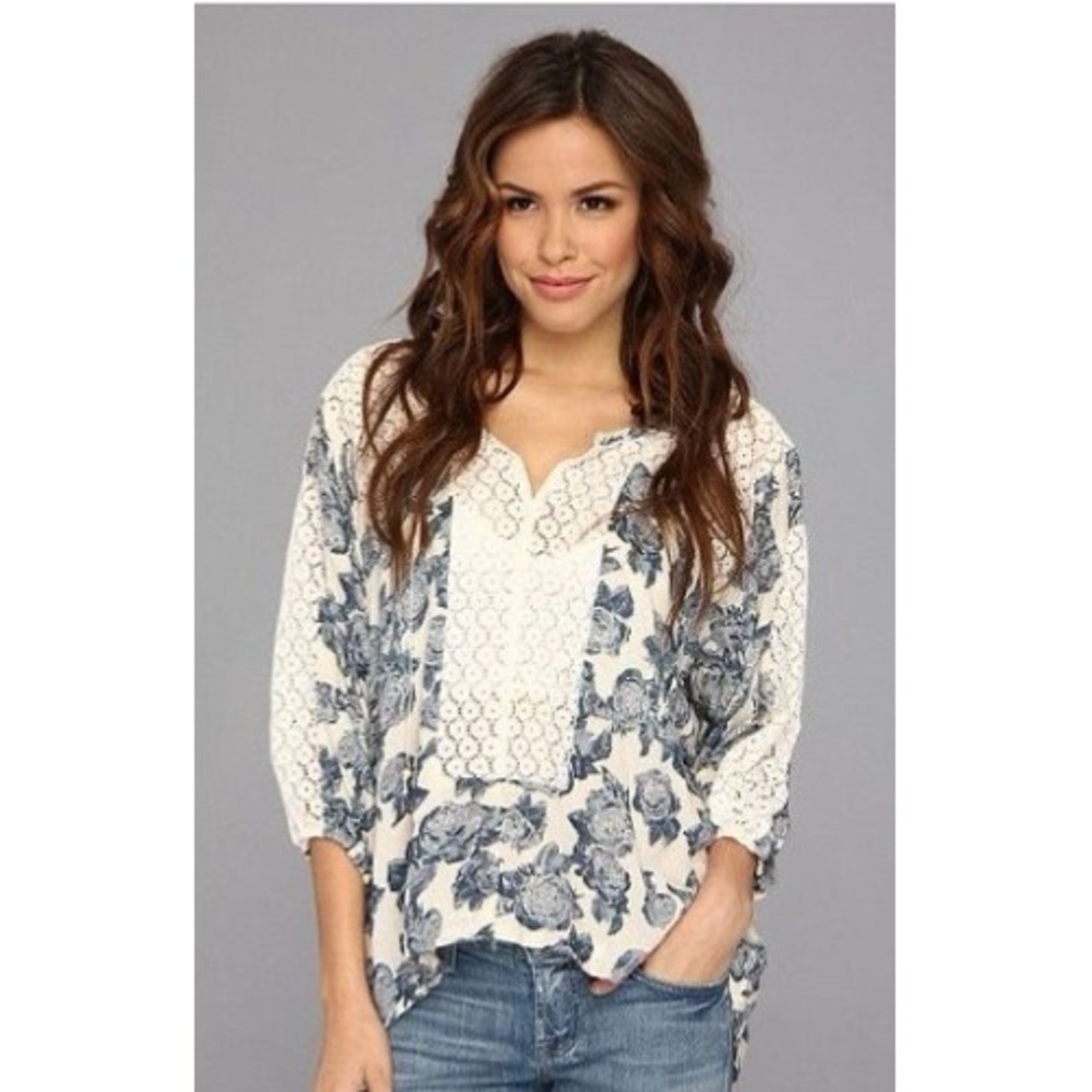 Free People, Small, Moon River Floral Lace‎ Peasant Top, Ivory & Blue